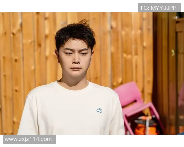 前夫哥背后的足球明星身份揭秘与其职业生涯的精彩瞬间回顾 前夫哥背后的足球明星身份揭秘与其职业生涯的精彩瞬间回顾