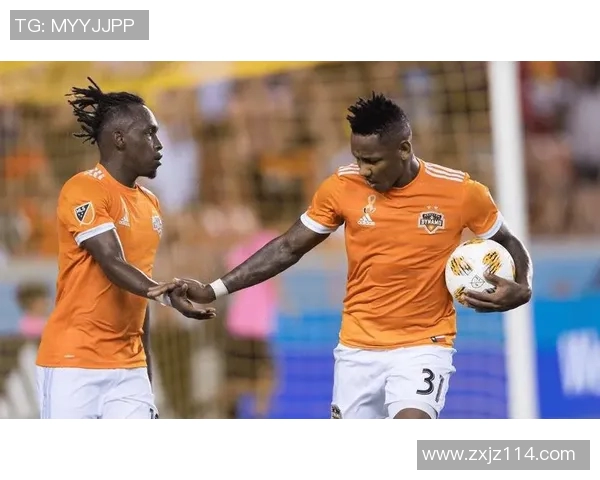 基铺迪纳摩迎战根特期待精彩对决双方球员状态火热斗志昂扬 基铺迪纳摩迎战根特期待精彩对决双方球员状态火热斗志昂扬