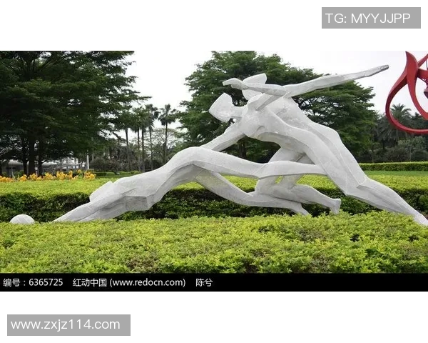 中国足球明星雕塑作品展现运动精神与文化传承的艺术魅力